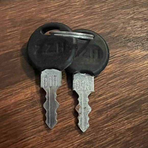 Replacement Camper RV Door Cabinet Key Marked ZZH #818 - Picture 1 of 4